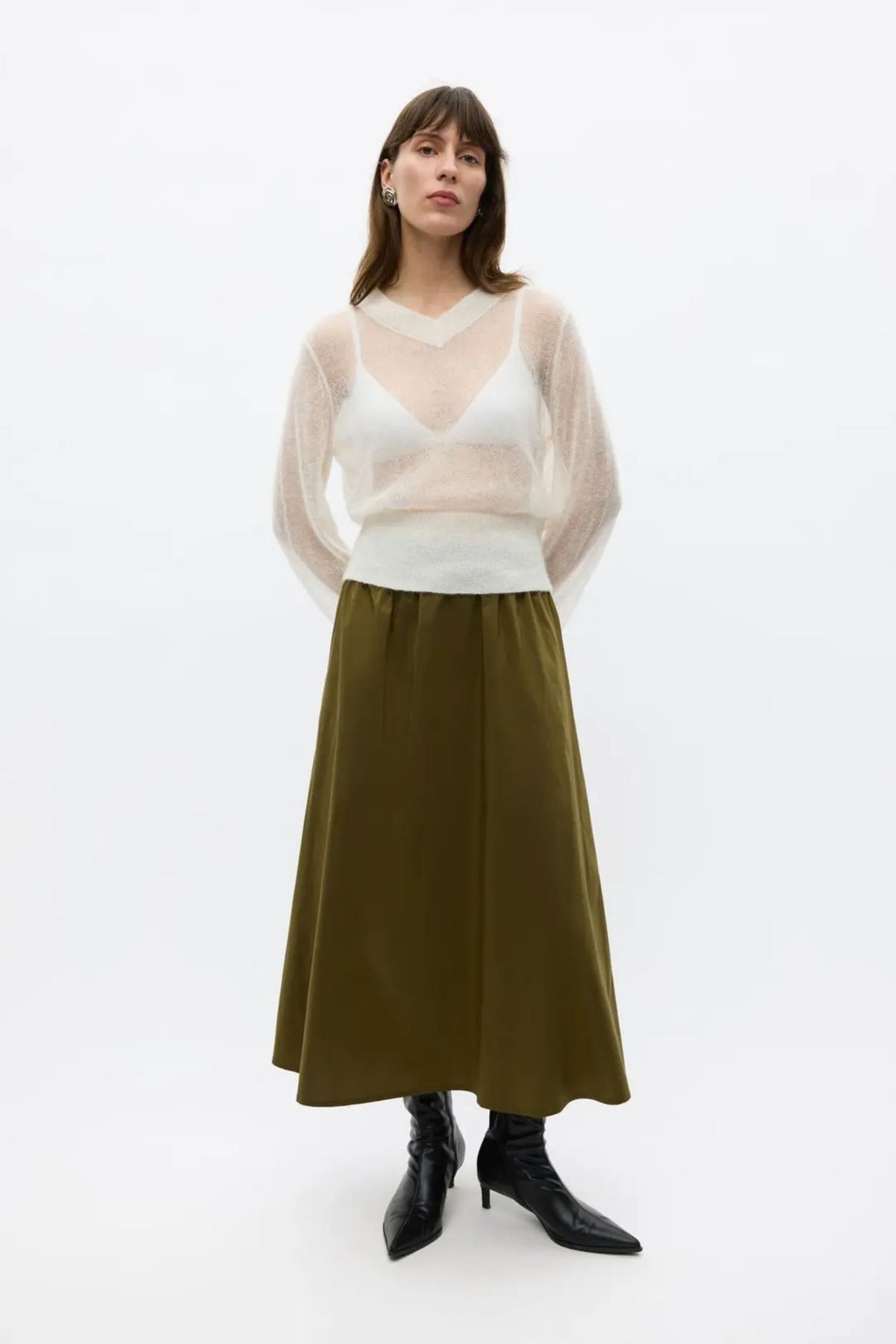 Dova V Neck Knit