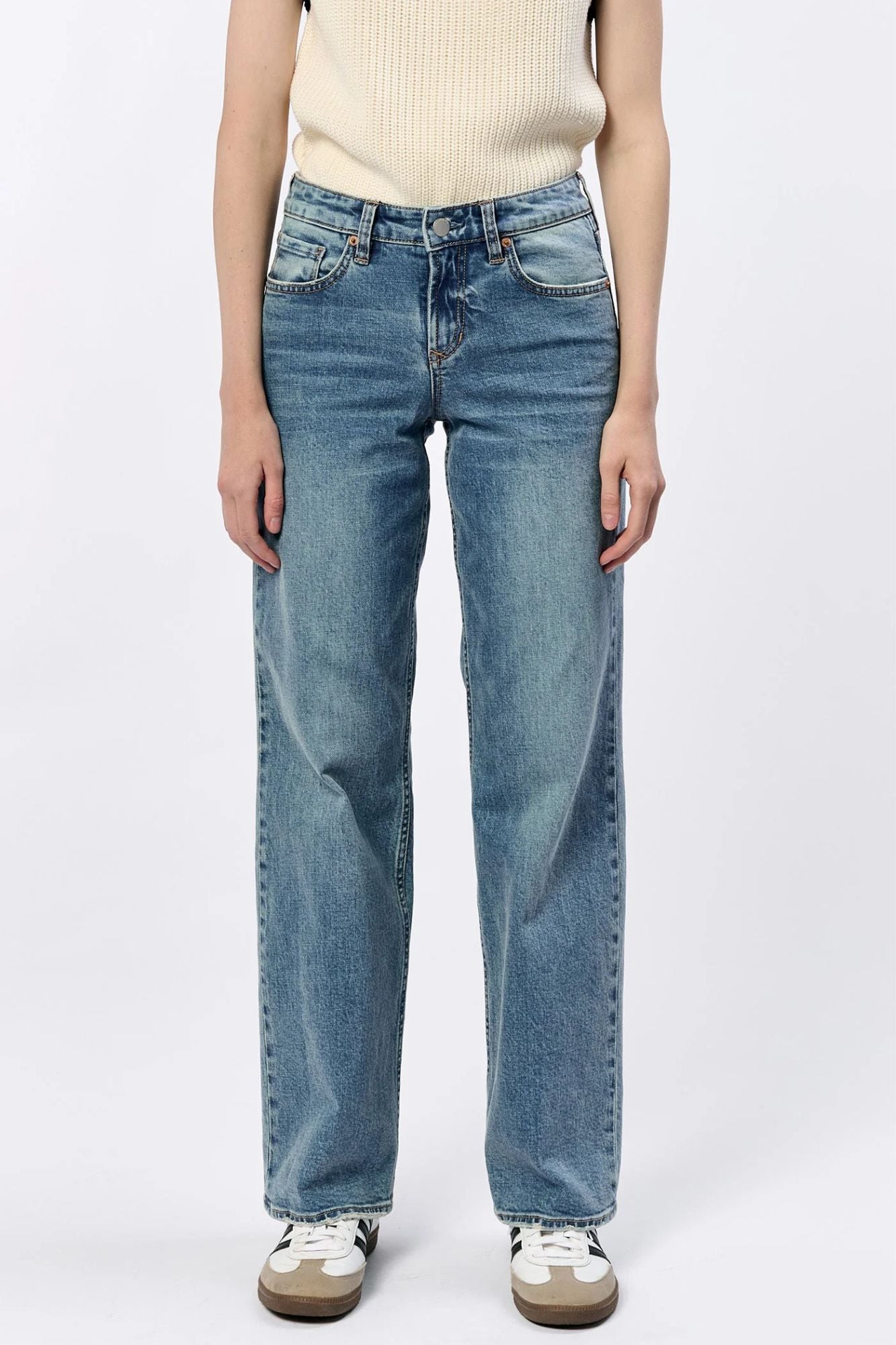 Taylor Straight Leg Jean