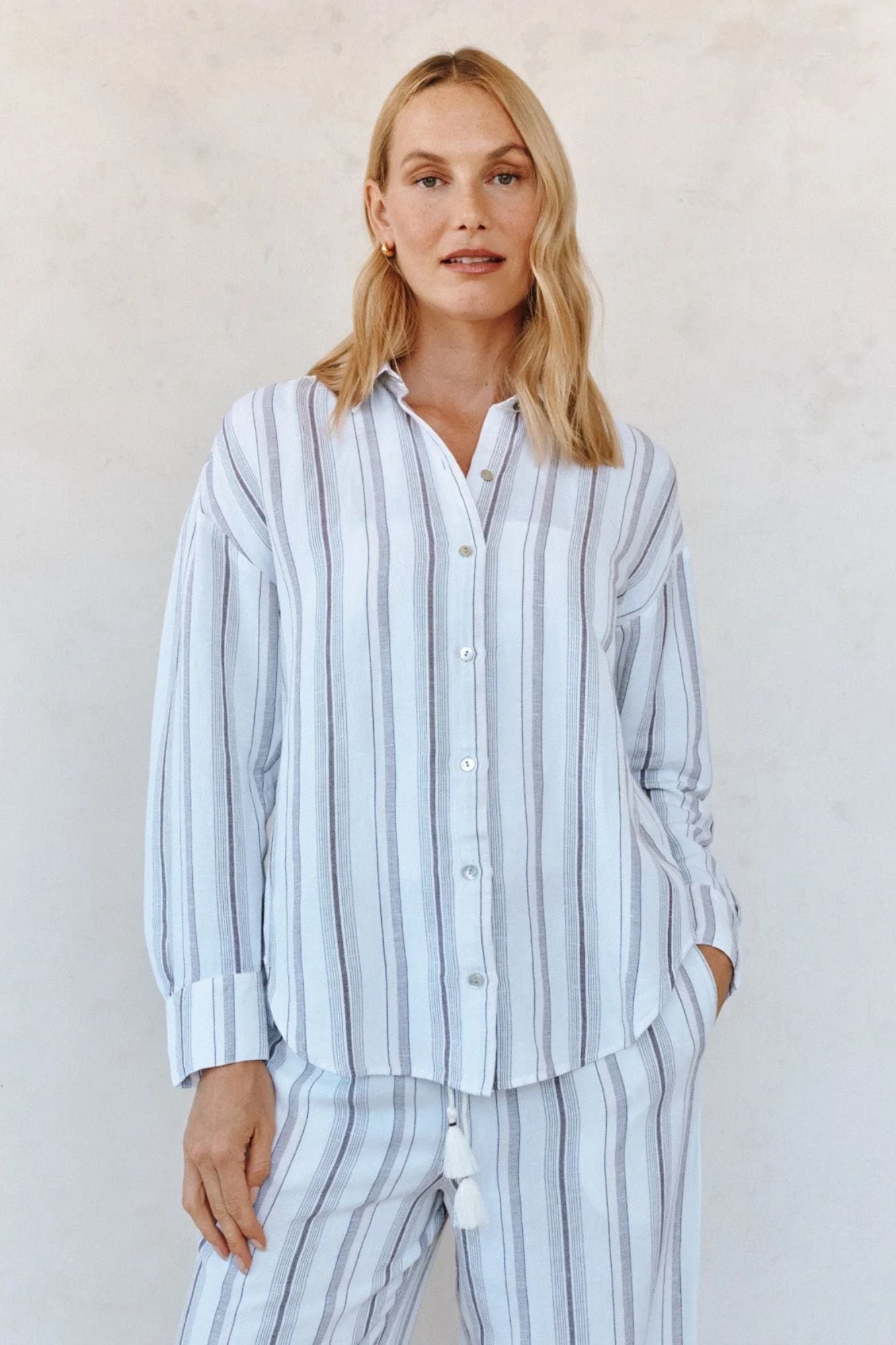 Oversized Clean Shirt
