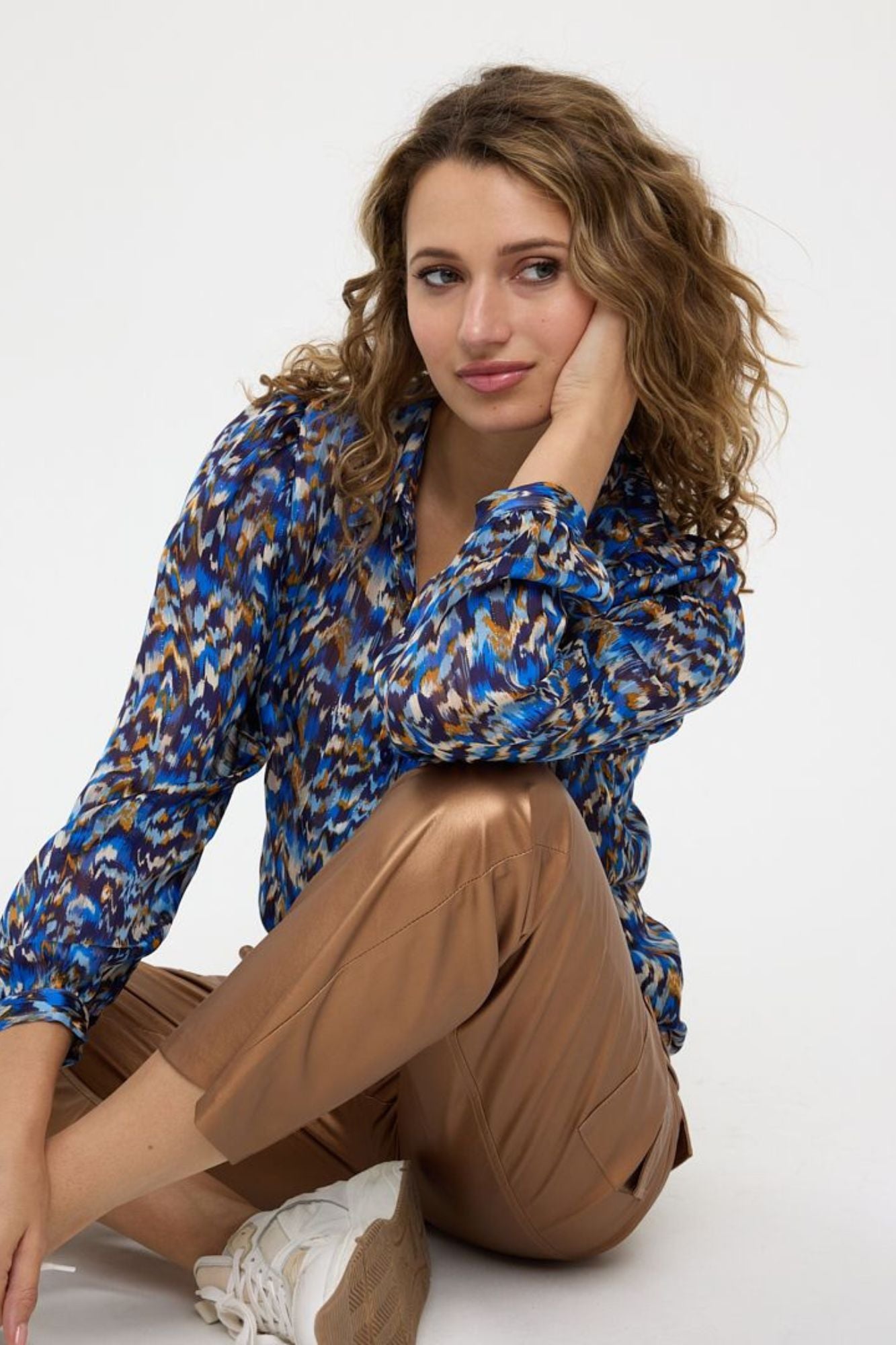 Blouse Basic Mystery Estate