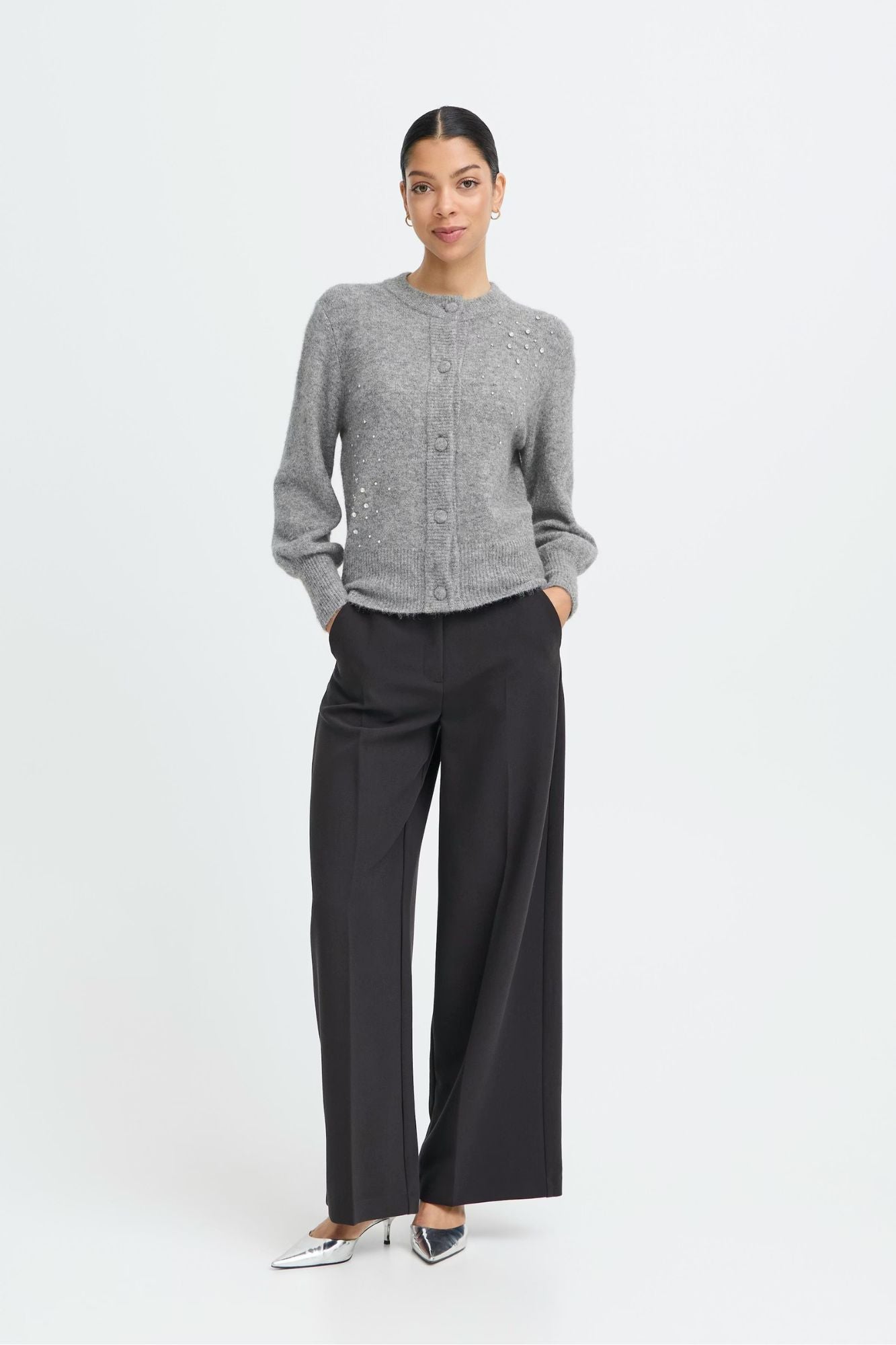 Omea Cardigan