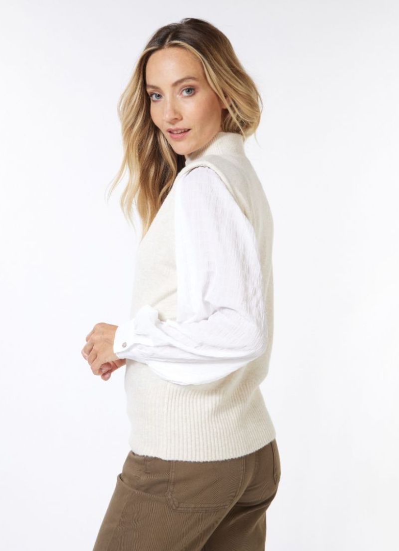 Théa Tricot