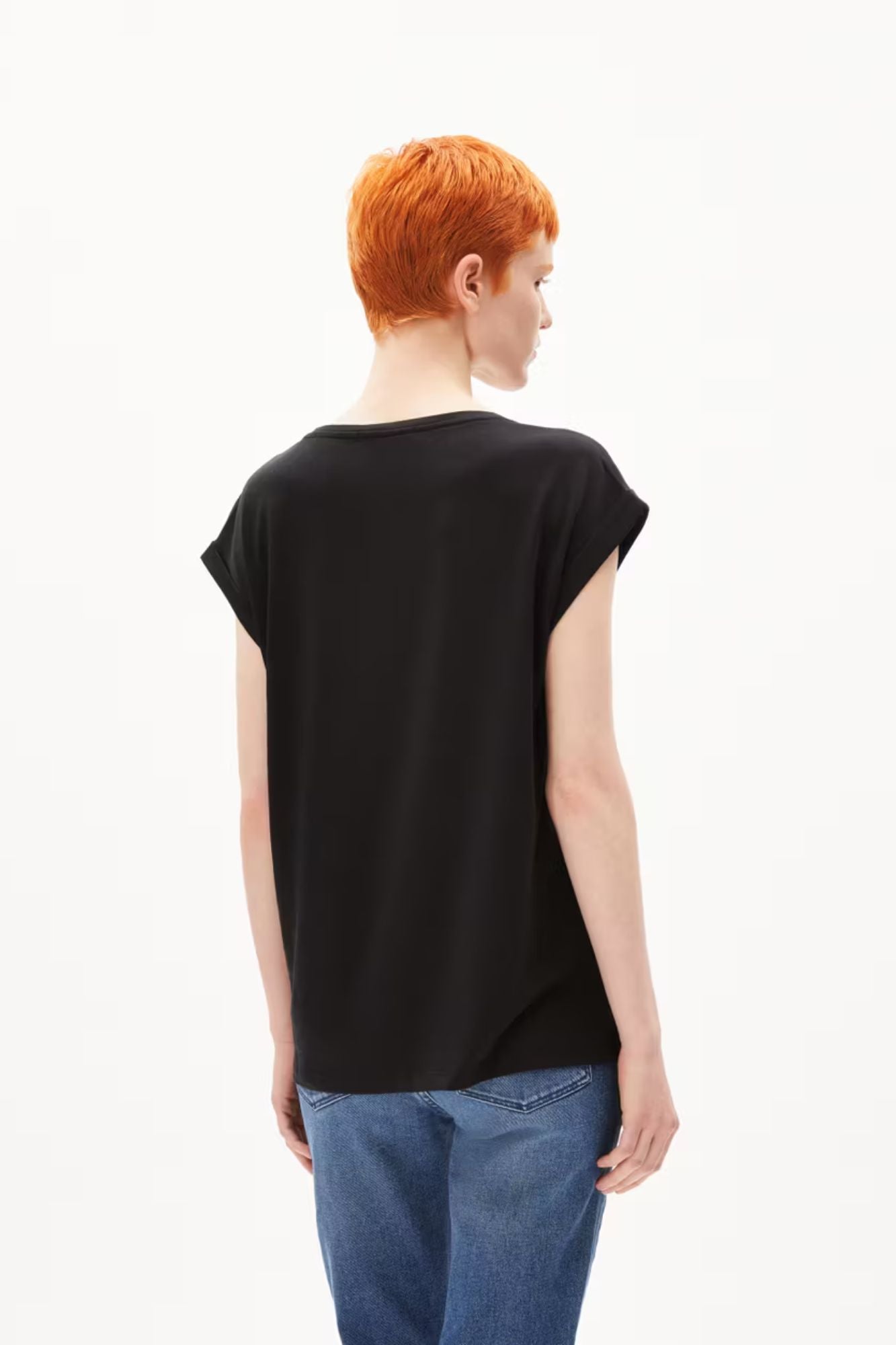 Jilaana T- Shirt