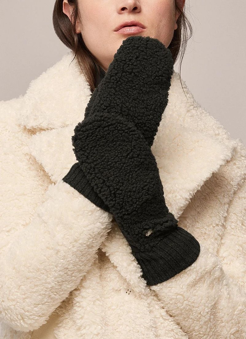 Alina Mittens