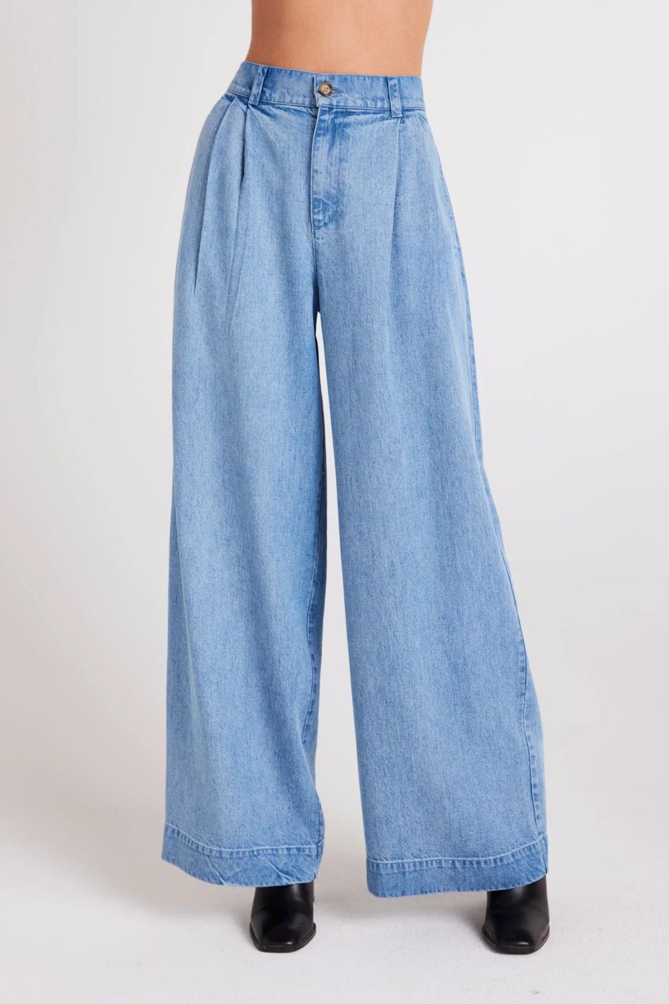 Greta Pleated Wide Leg Trouser