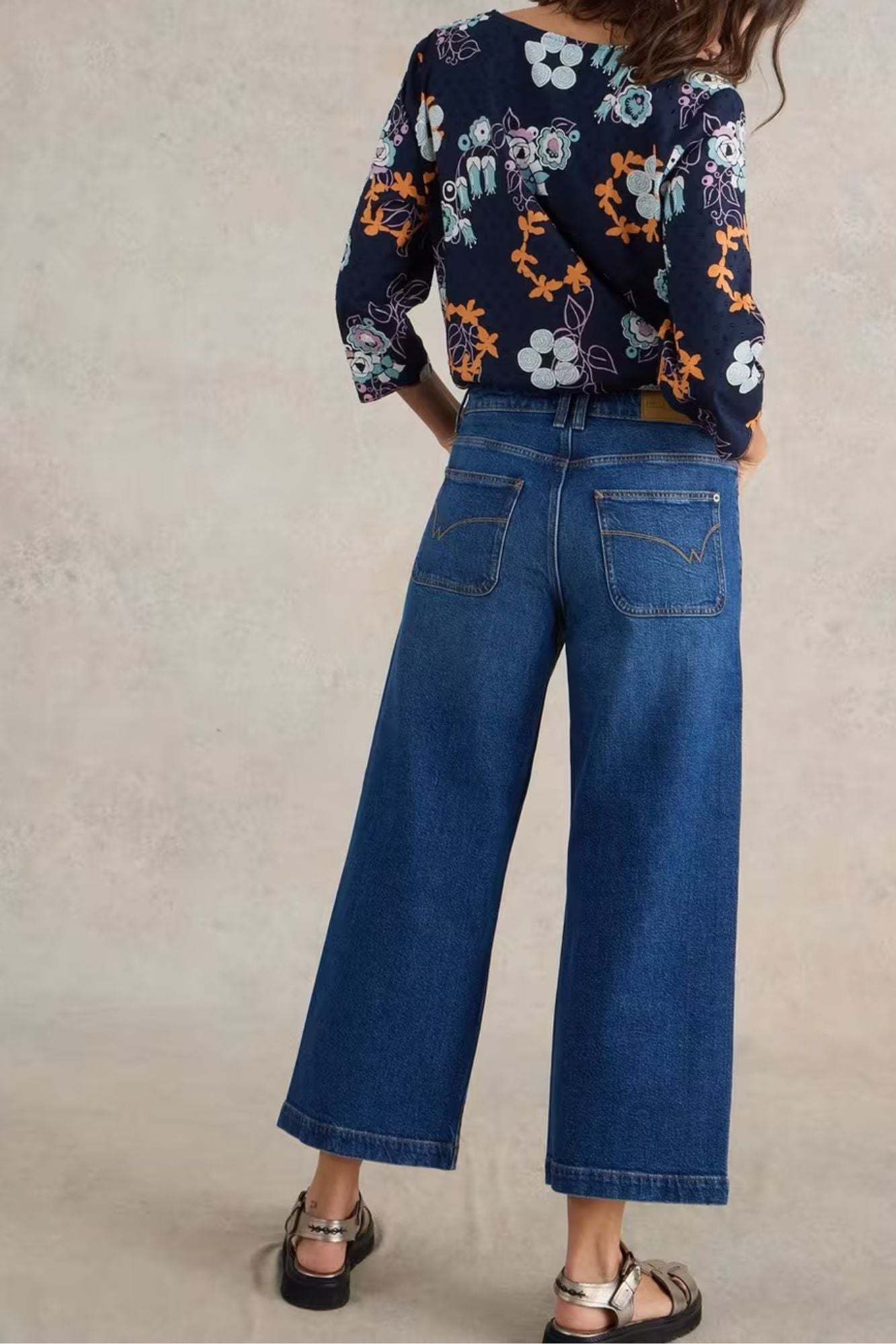 Tia Wide Leg Crop Jean