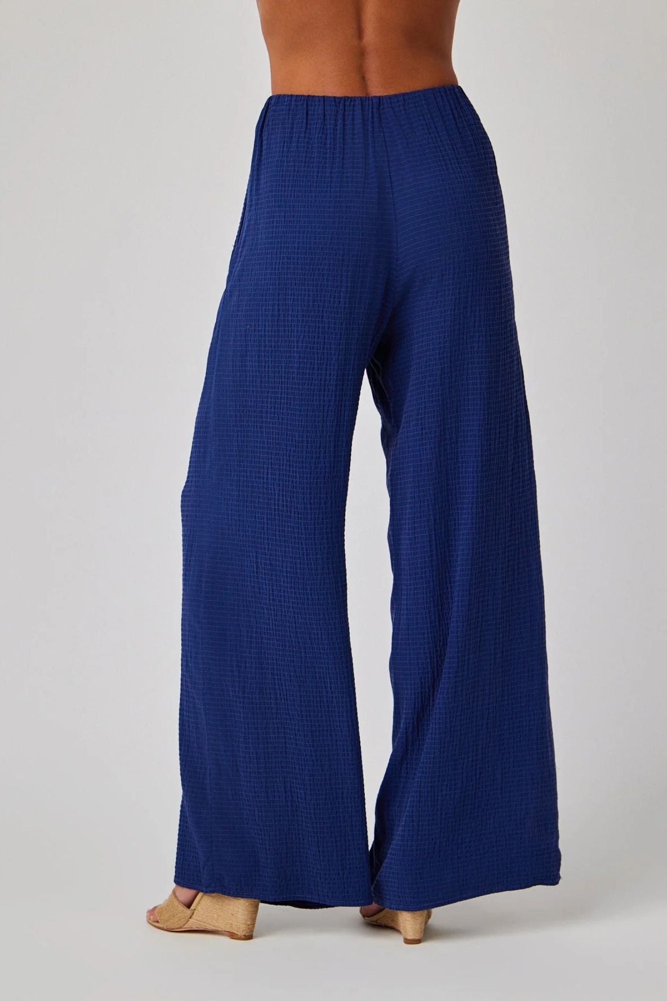 Clean Wide Leg Pant