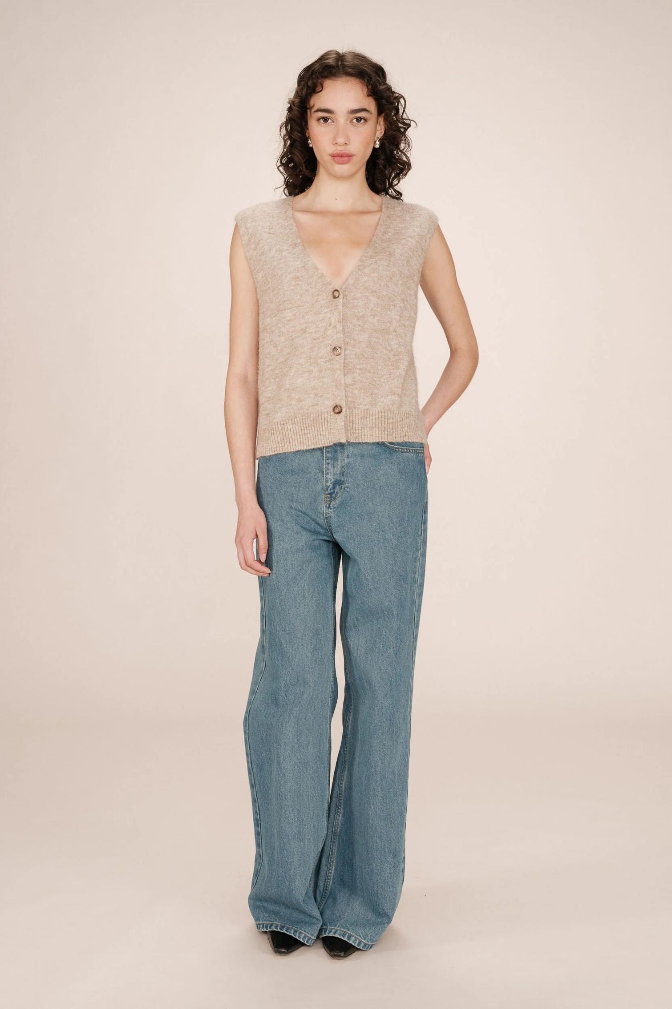 Santa Sleeveless Cardigan