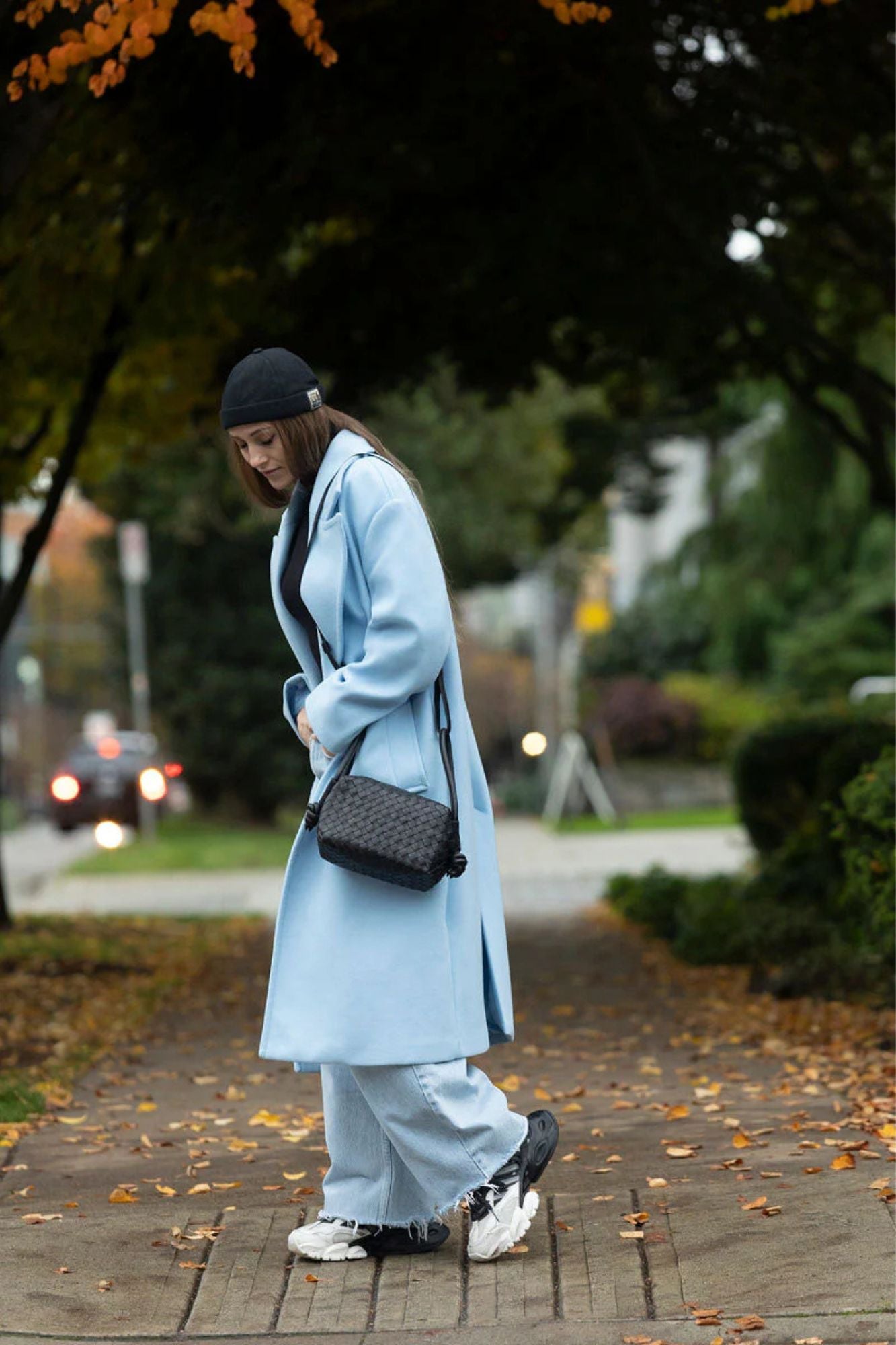 Ila Knot Crossbody Bag