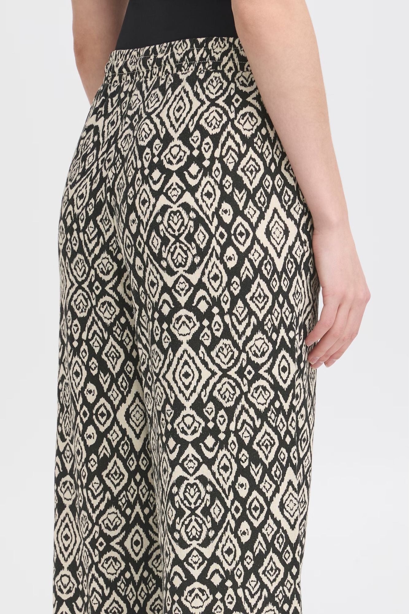 Linno Pant