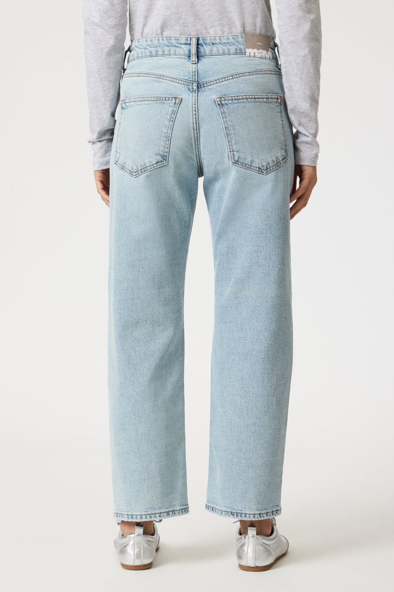 Savannah Straight Leg Jeans