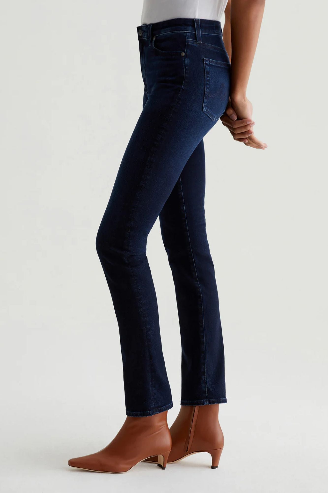 Mari Mid-Rise Slim Straight