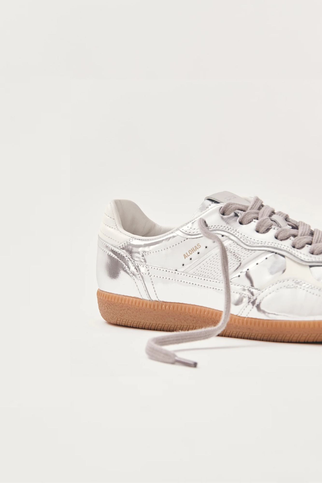 TB.490 Rife Shimmer Leather Sneaker