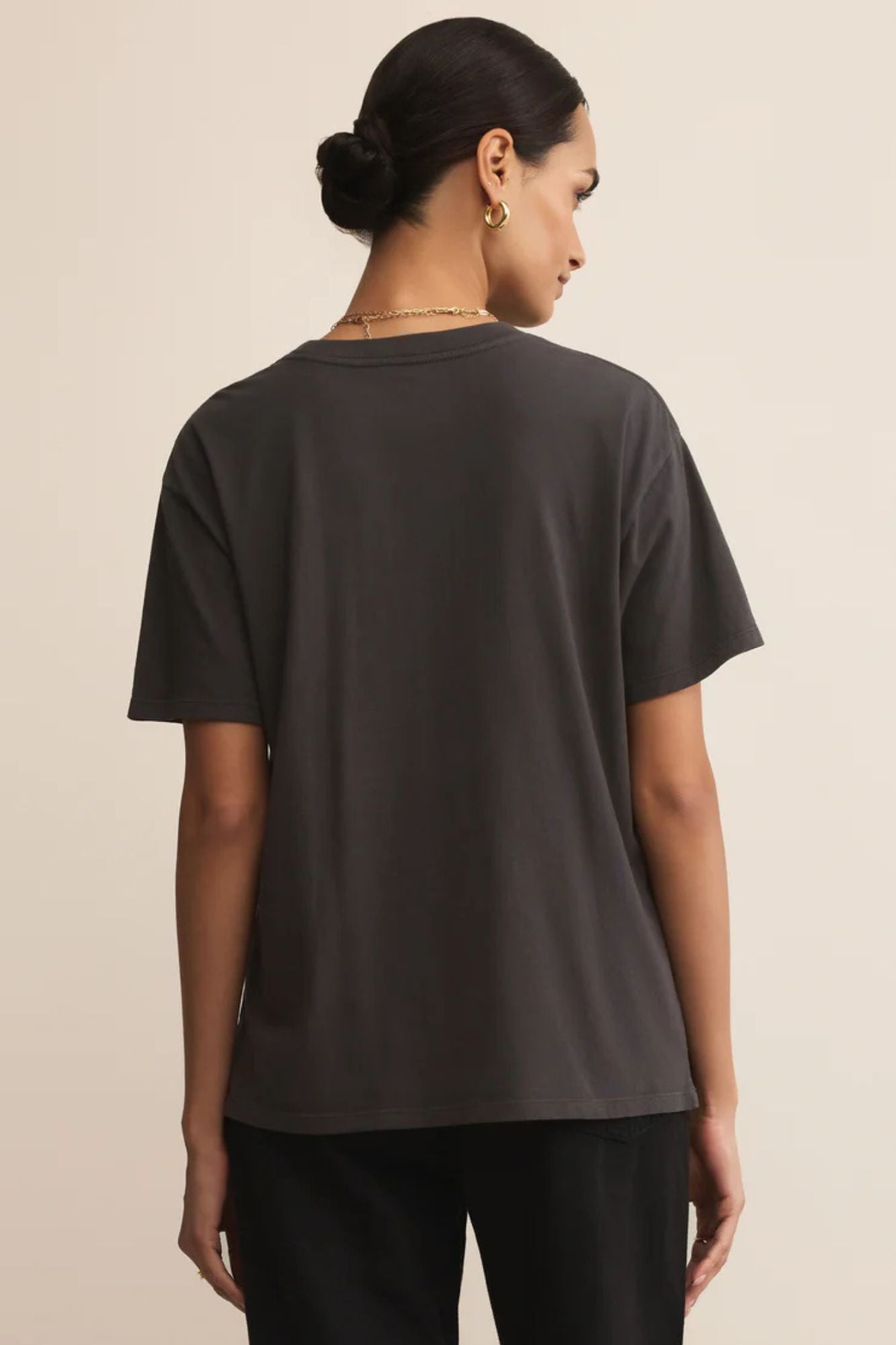 Mistletoe Boyfriend Tee