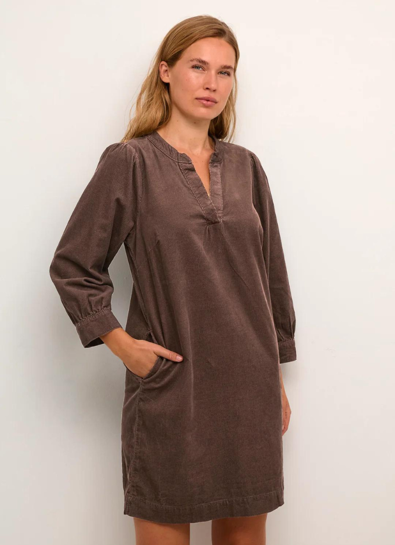 Robe Lina