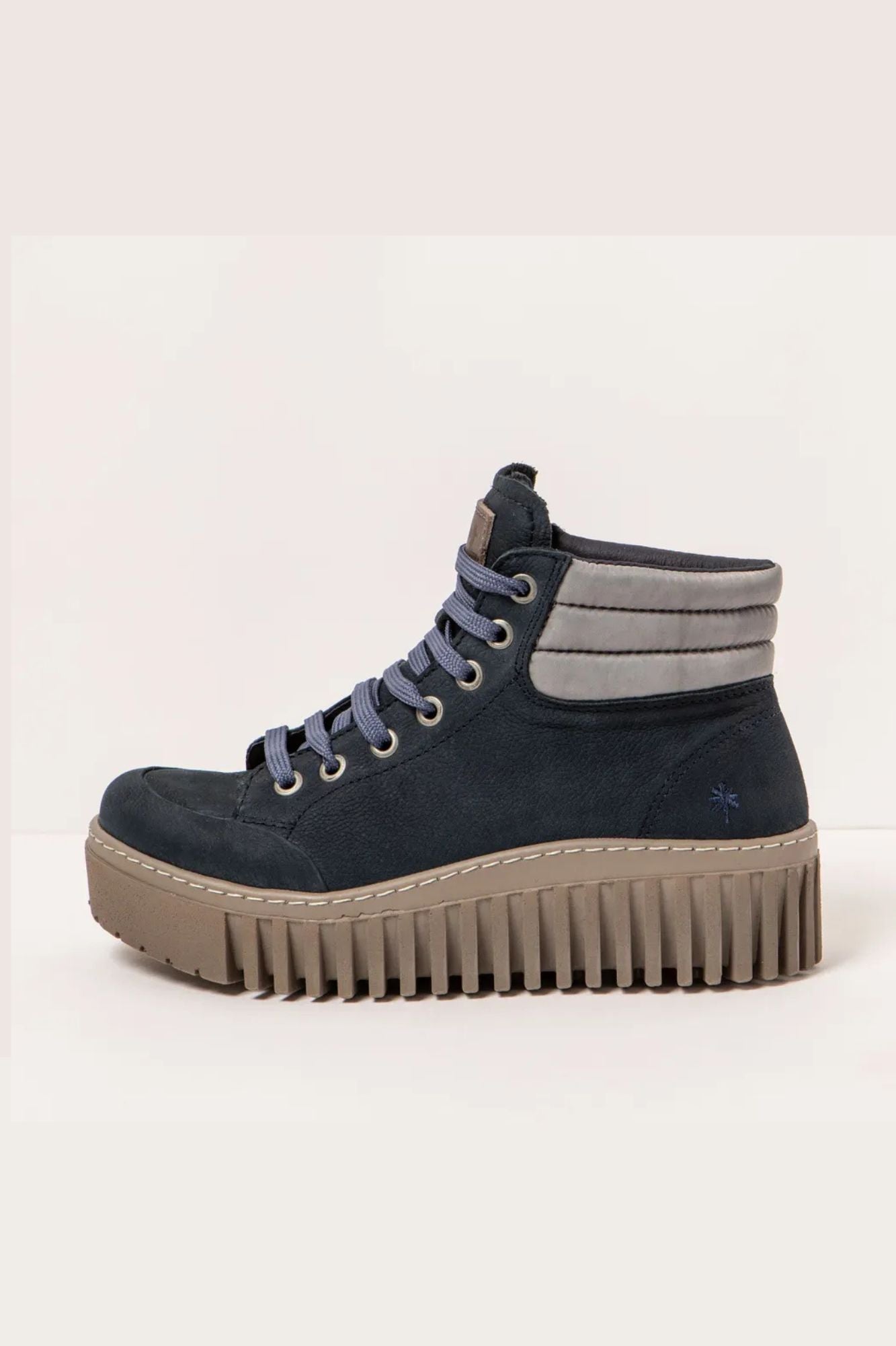 Brighton Shoe | 1532 Nobuck
