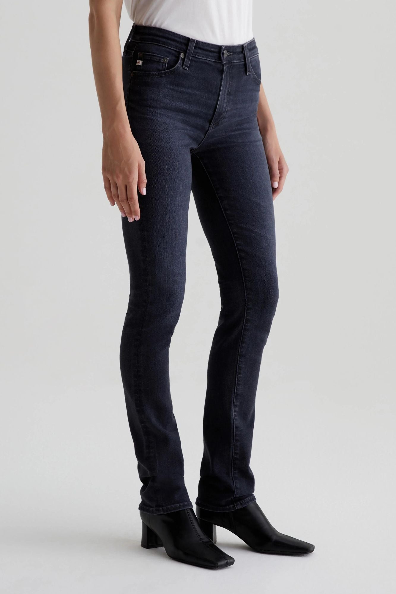 Mari Mid-Rise Slim Straight Extended