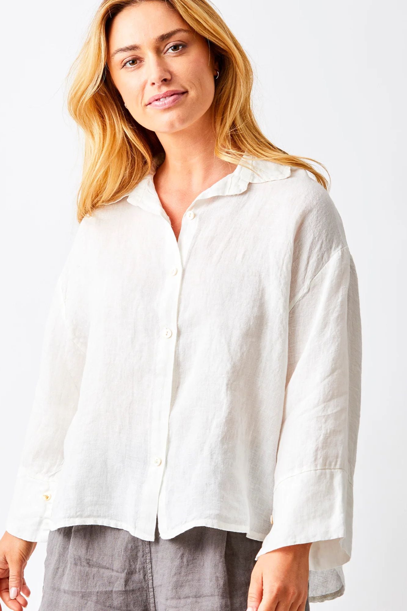 Lago Hi Lo Linen Shirt