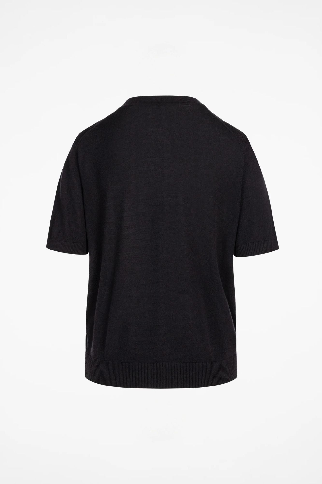 Gela Crew Neck Tee