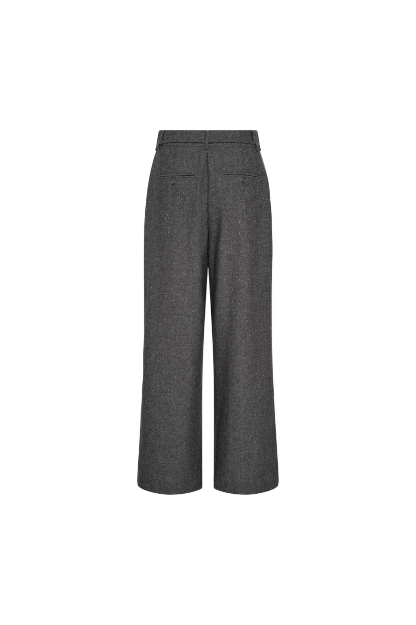 Leslie Zenia Pant