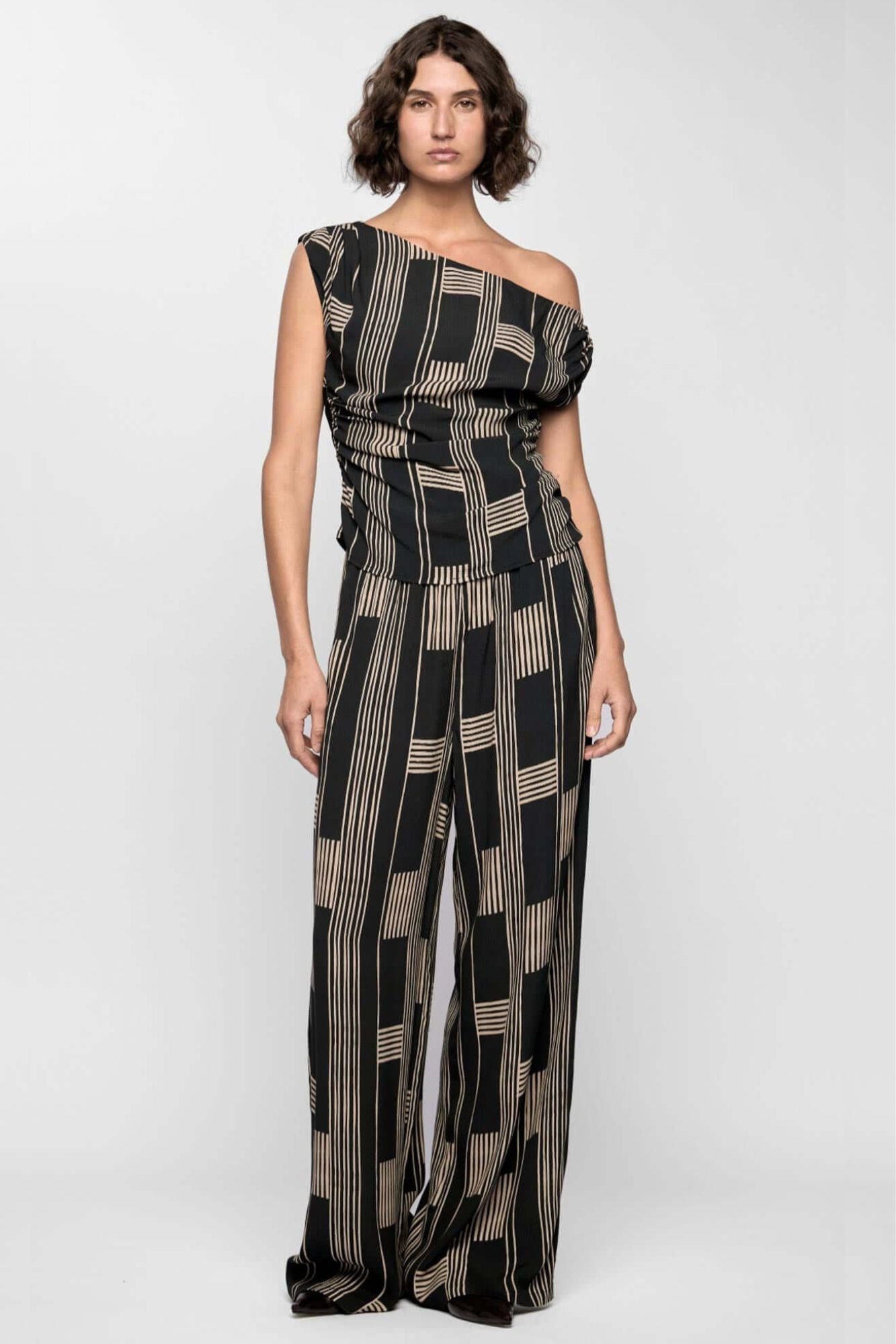 Marina Asymmetrical Top