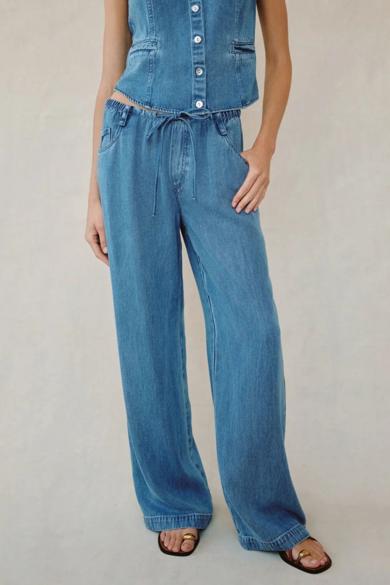 Drawstring Jean