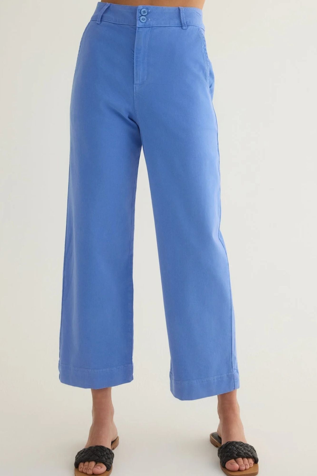 Clean Front Wide Leg Crop