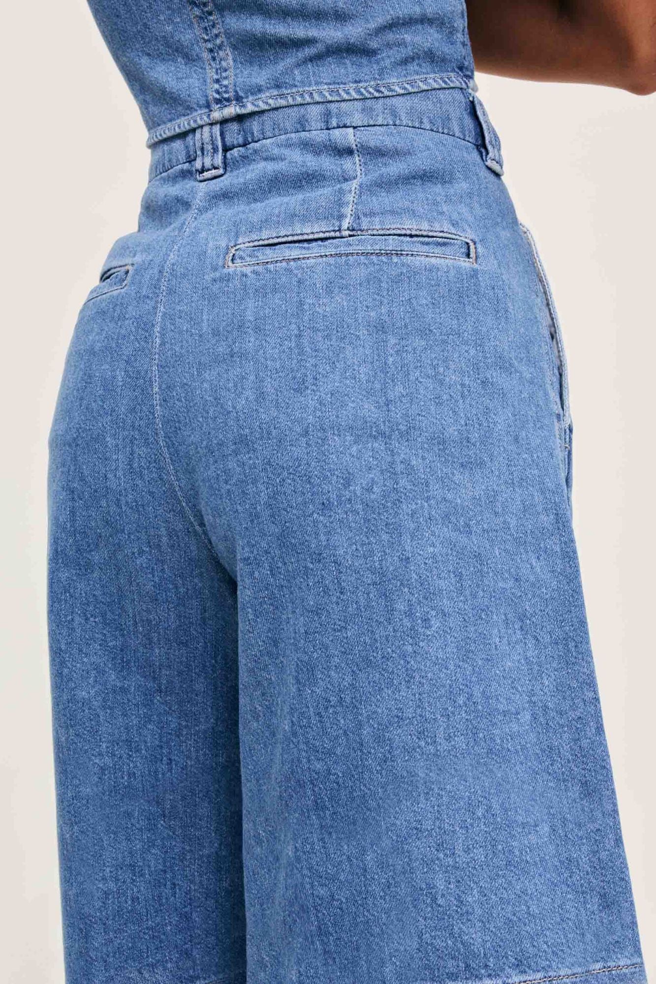 Hepburn Jean Short High Rise Pleated 12.5"