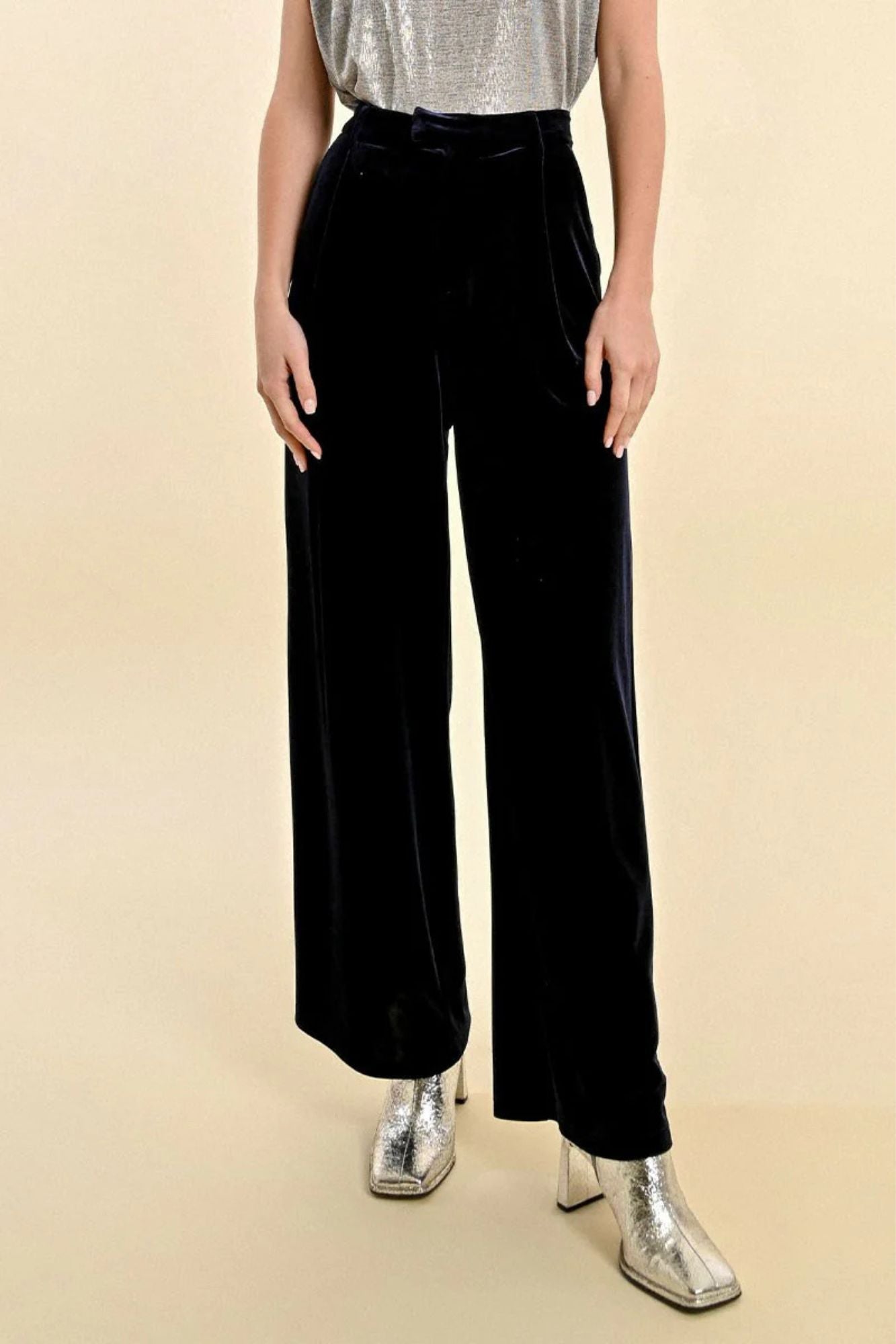 Stones Velvet Pants