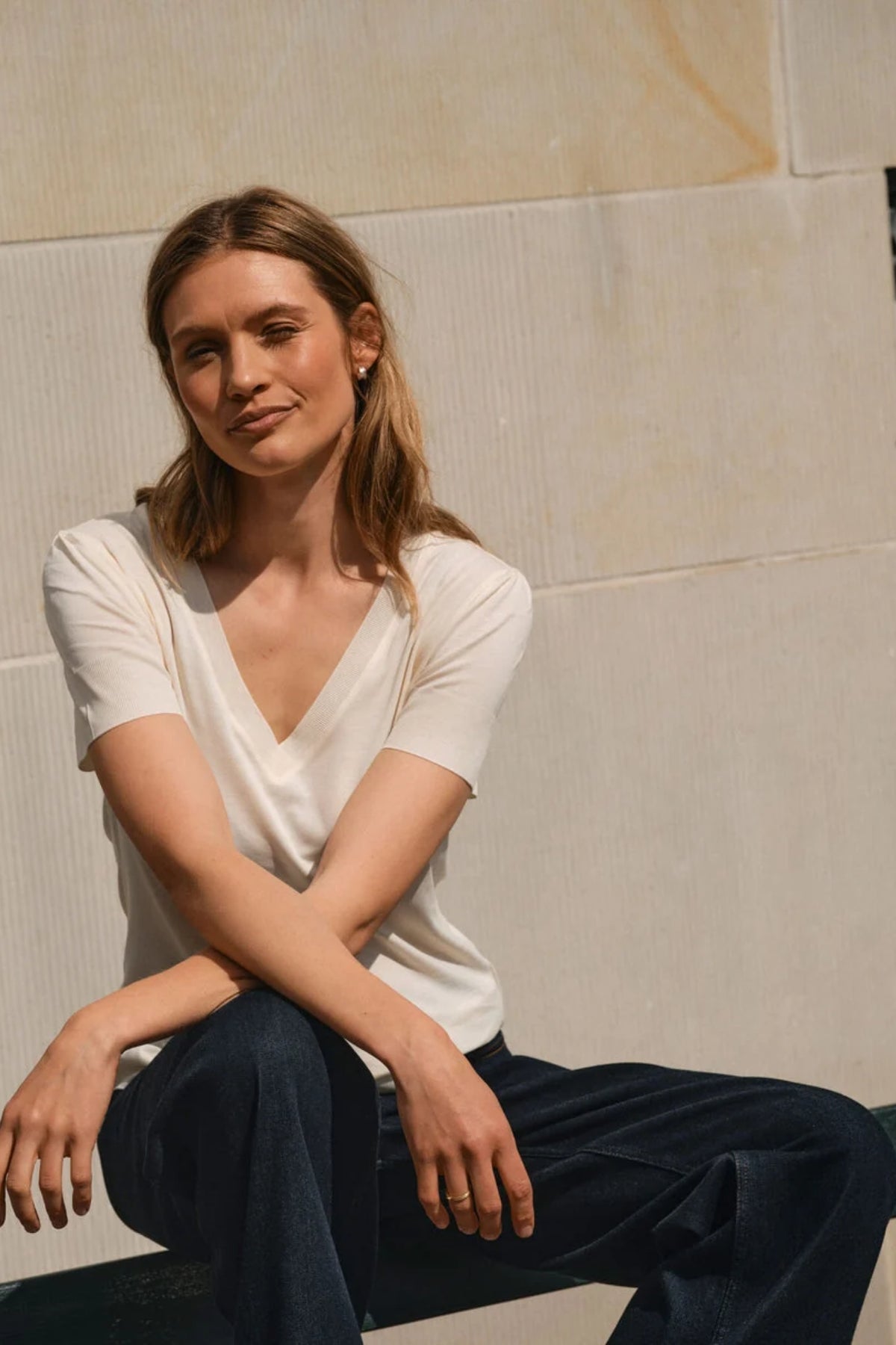 Sink V-Neck Tee
