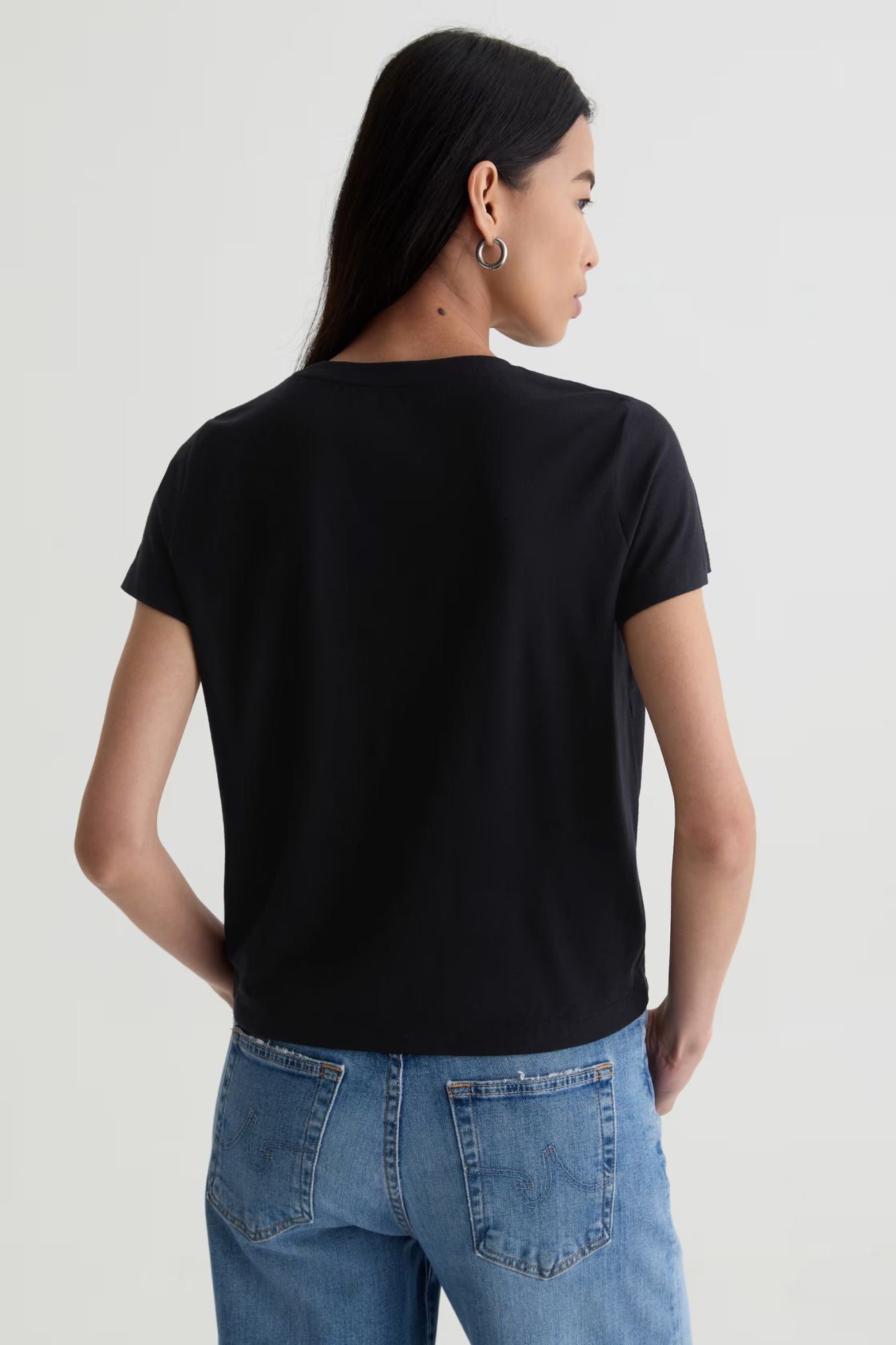 Zoie Tee