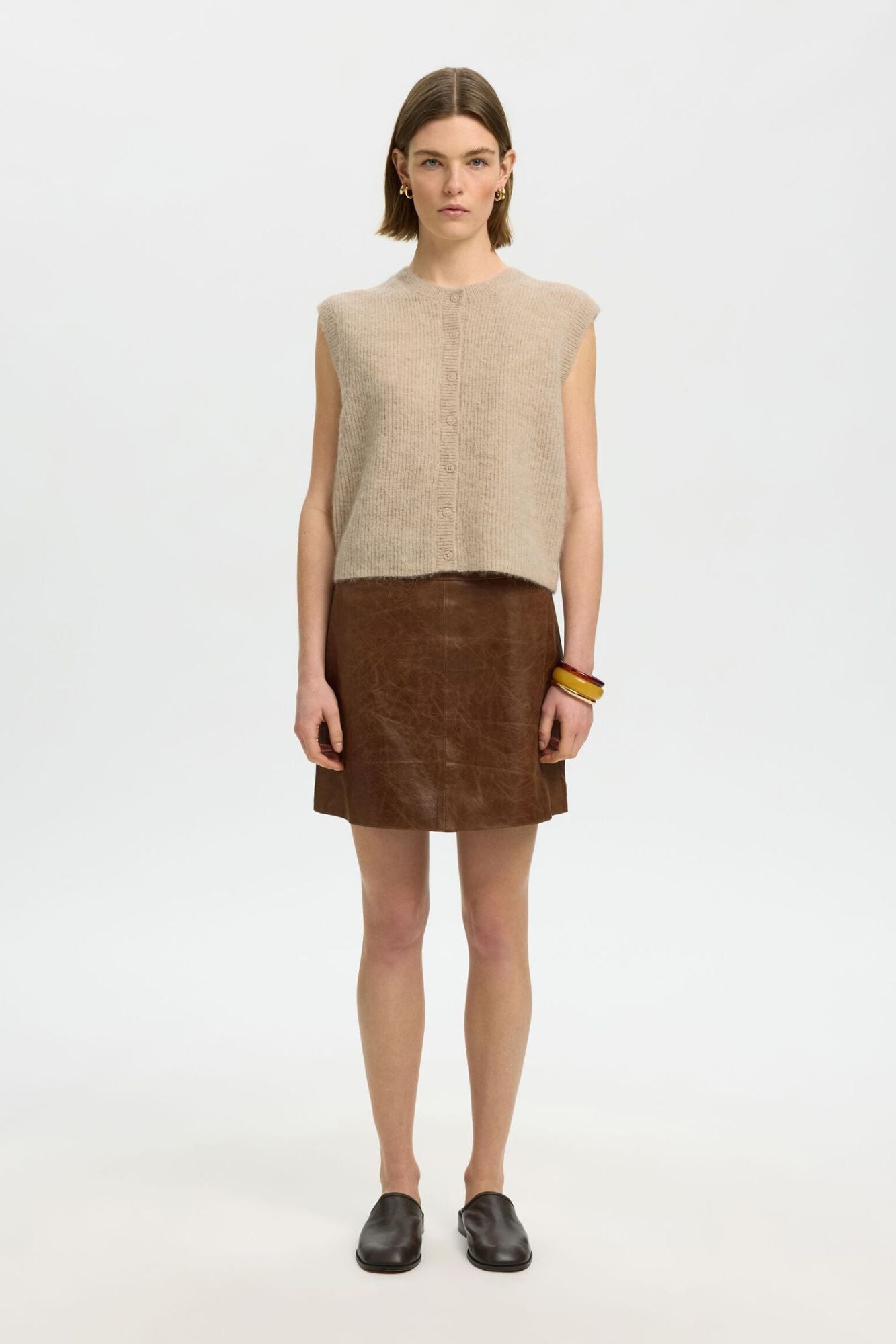 Lulu Button O-Neck Vest