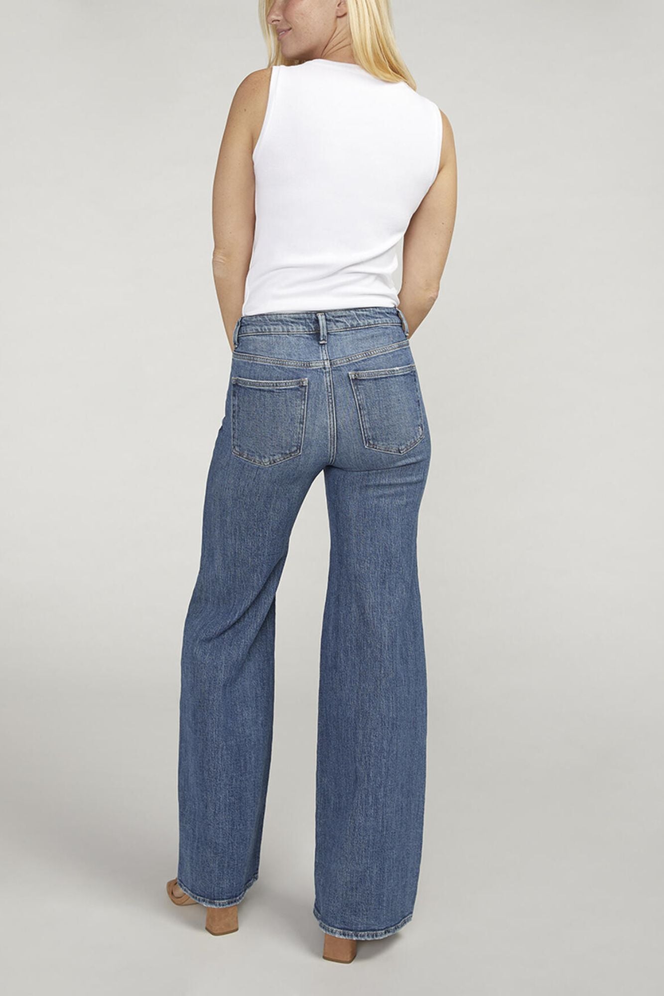 Isbister High Rise Wide Leg Jeans L33