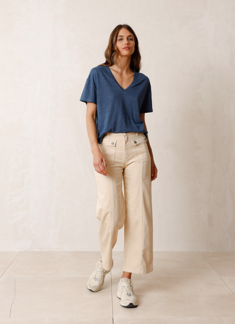 Juliette Basic V-Neck T-Shirt
