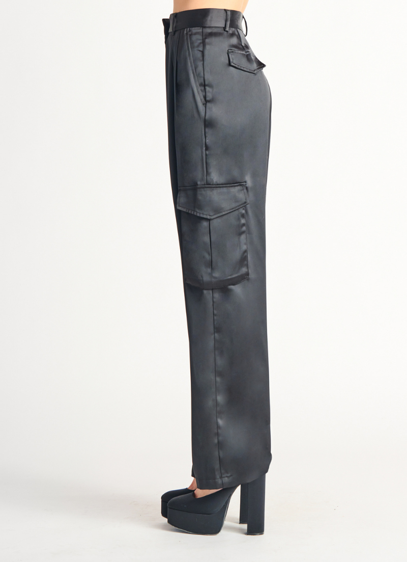 Pantalon cargo en satin