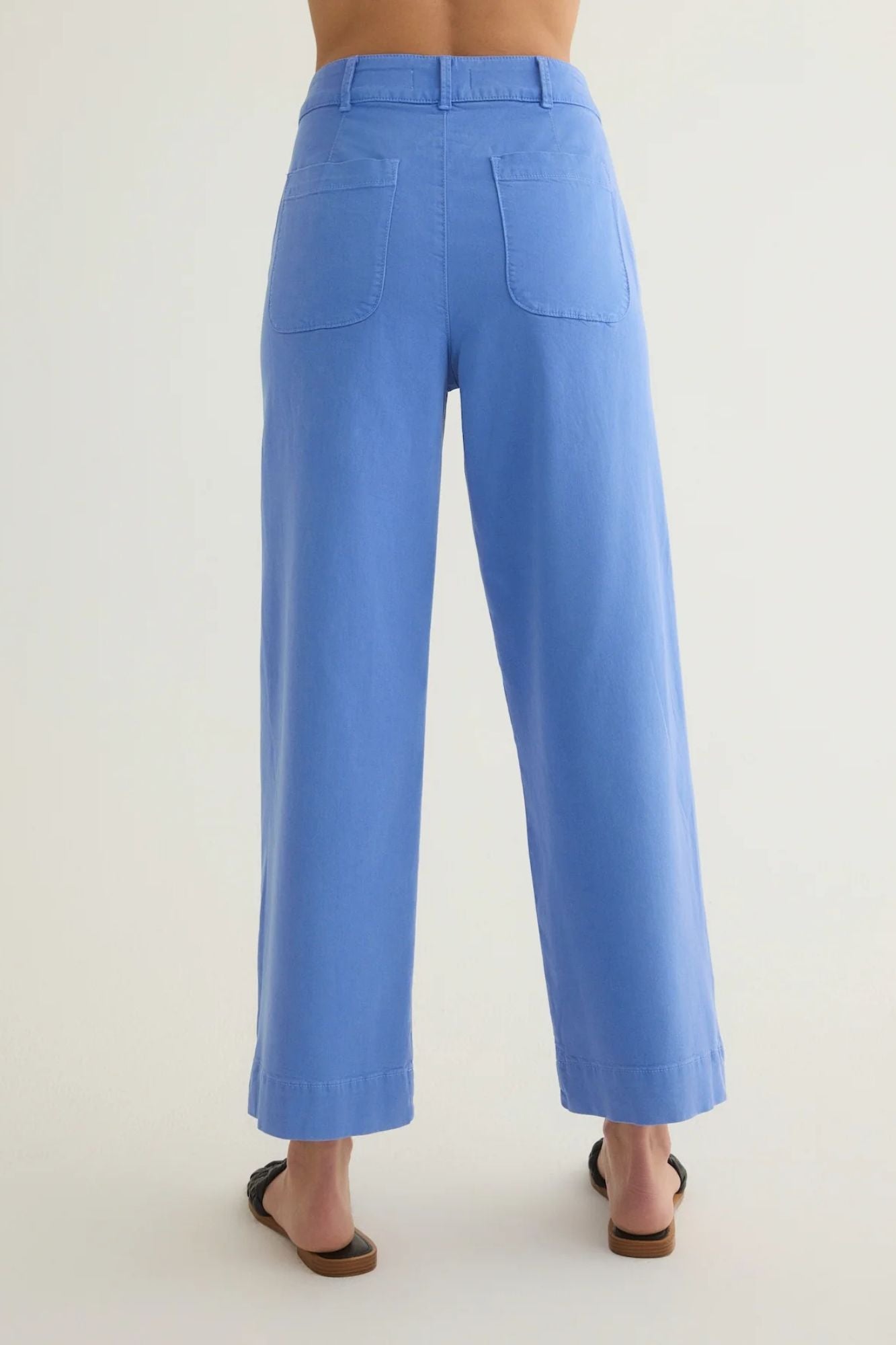 Clean Front Wide Leg Crop