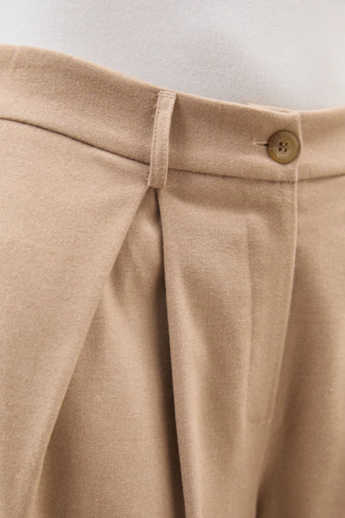 Kosaku Pant