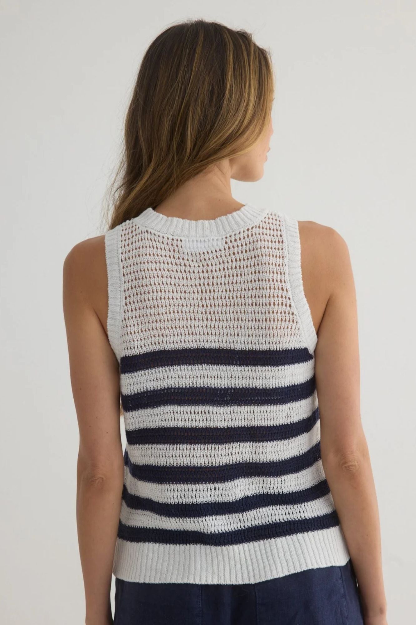 Sleeveless Crew Neck Top