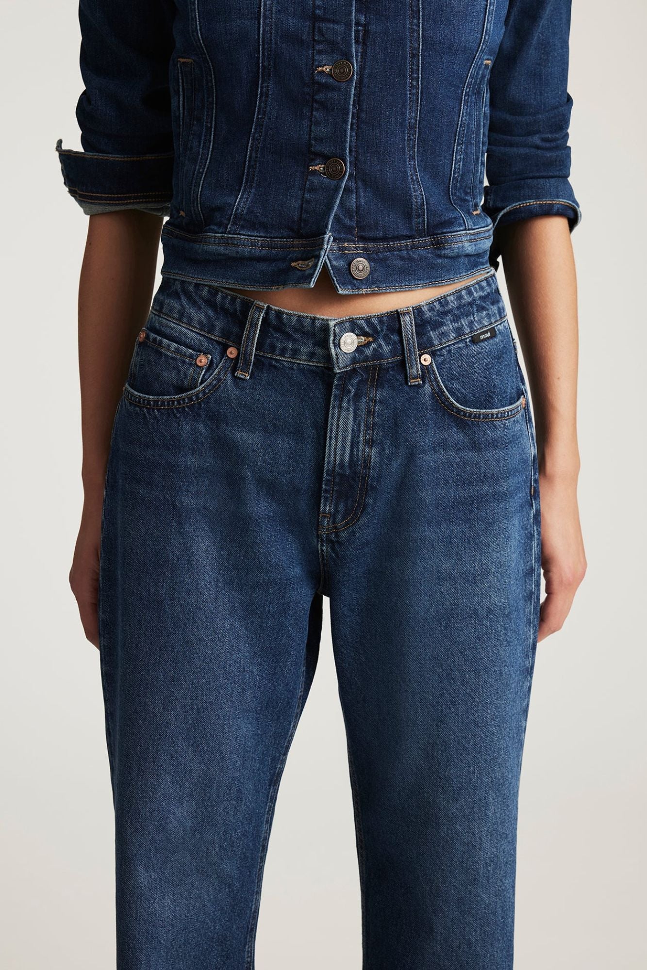 Savannah Straight Leg Jeans