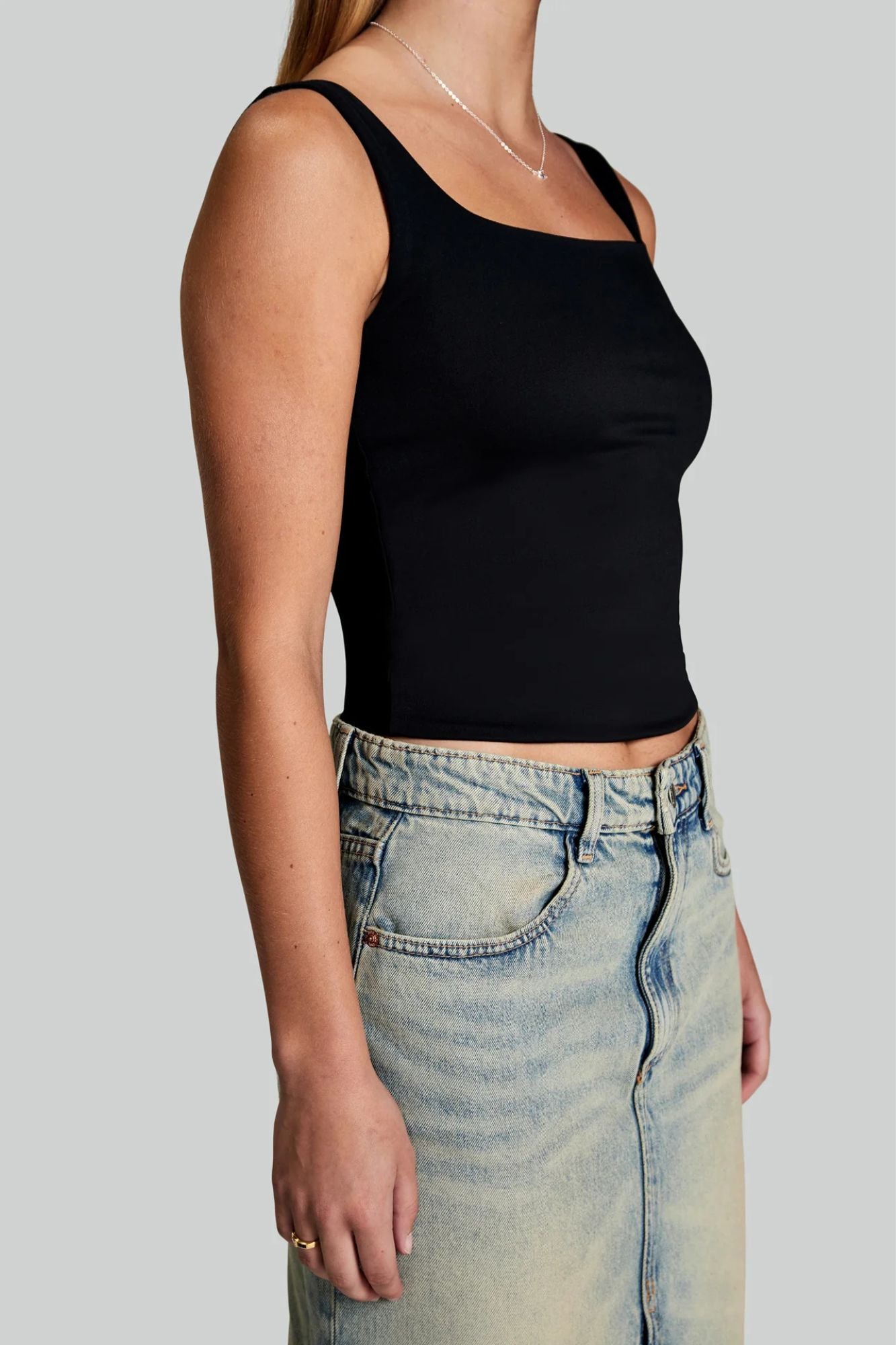 Body Hug Tank
