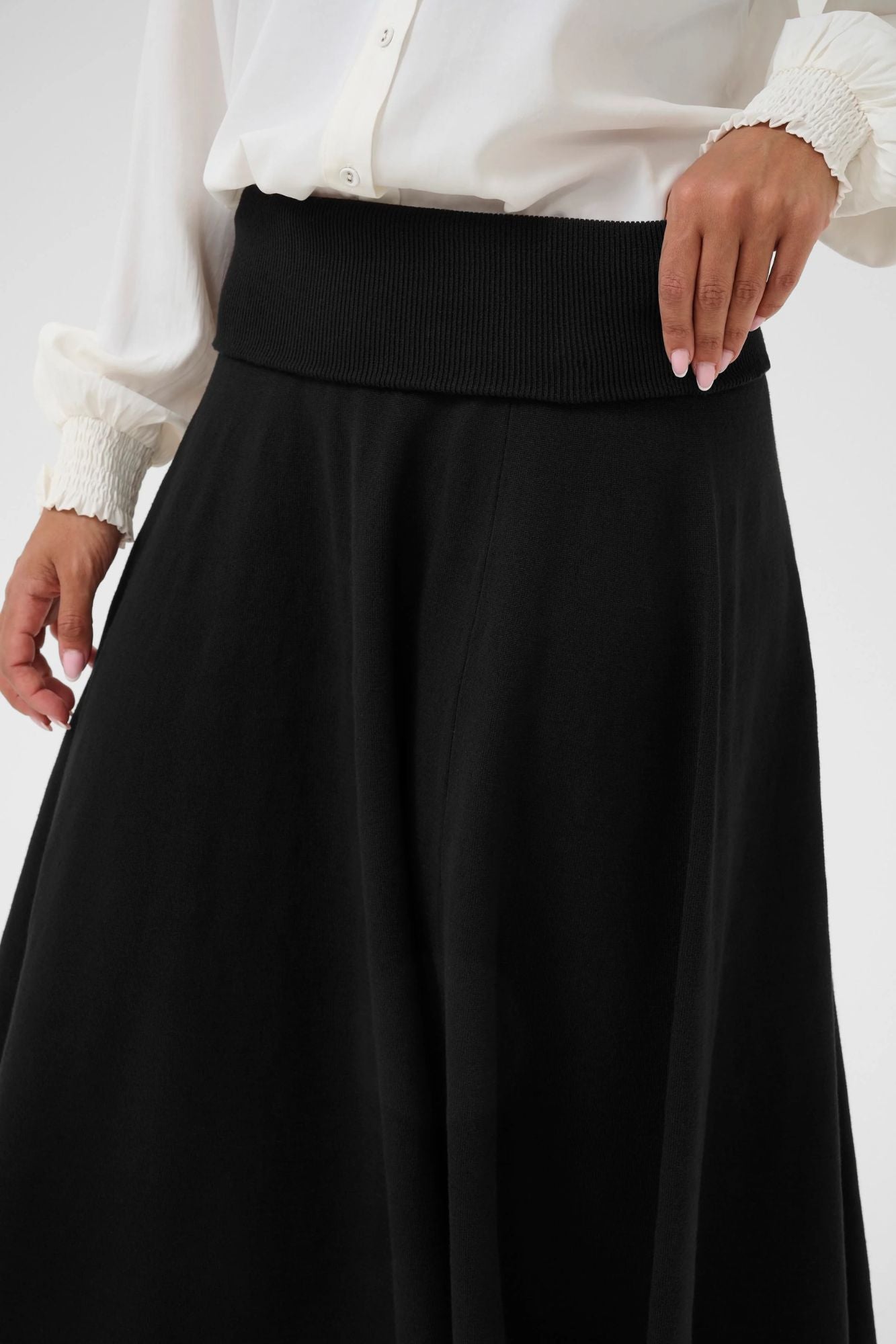 Villea Knit Skirt