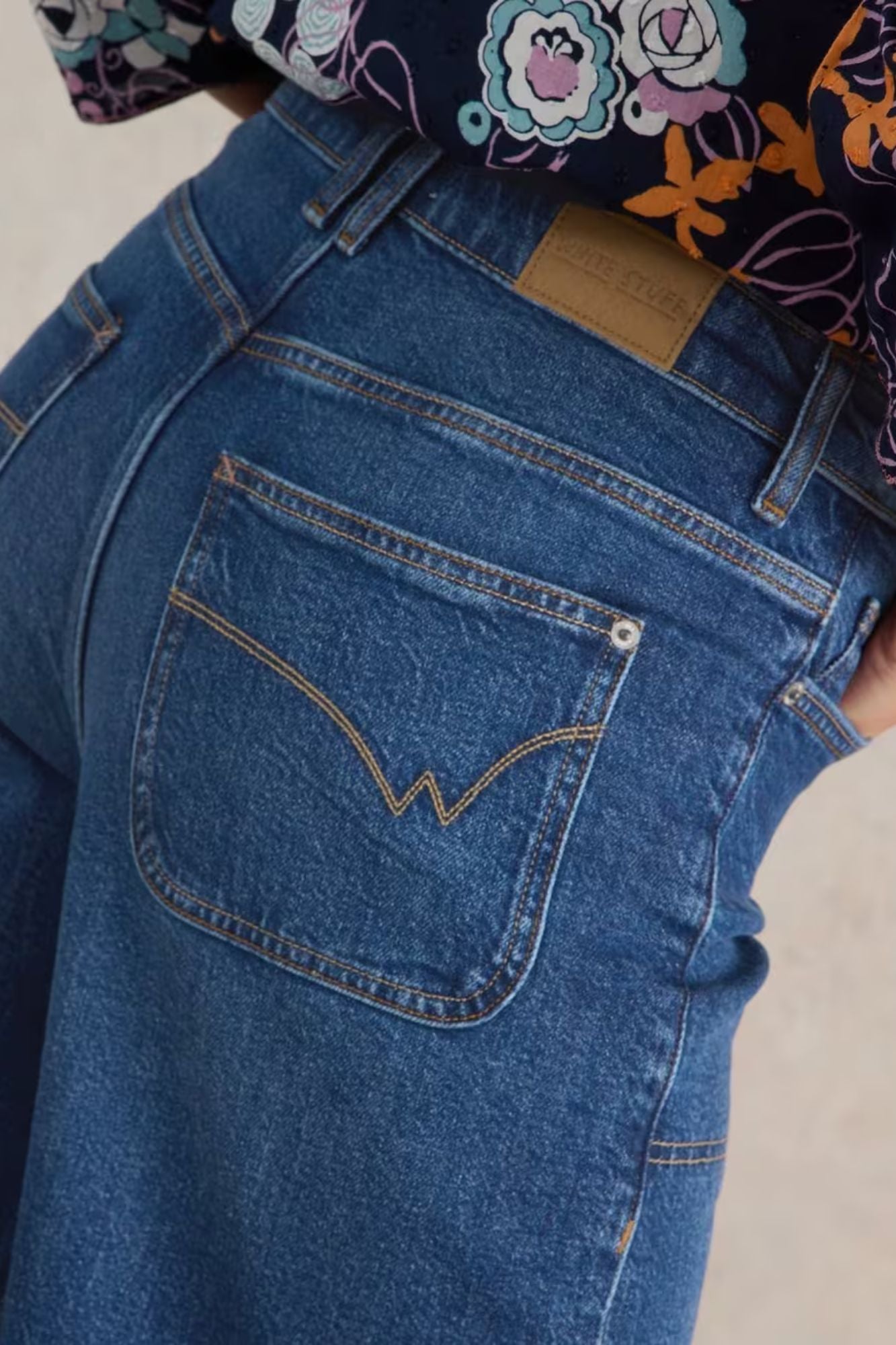 Tia Wide Leg Crop Jean