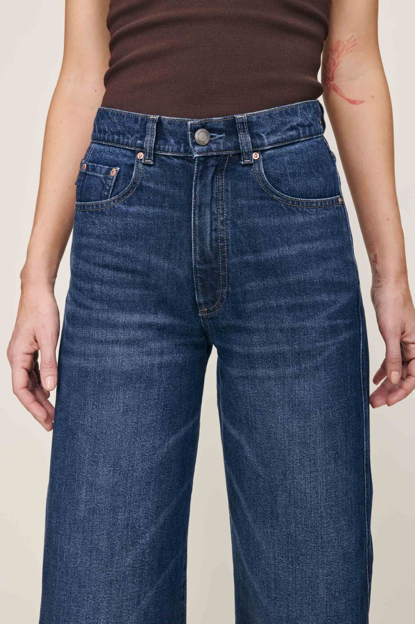 Taylor Relaxed Barrel Ultra High Rise 31"