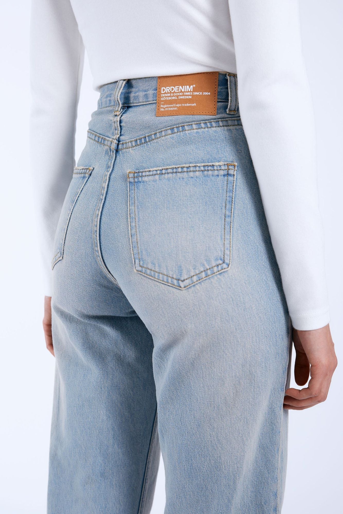 Echo Jeans