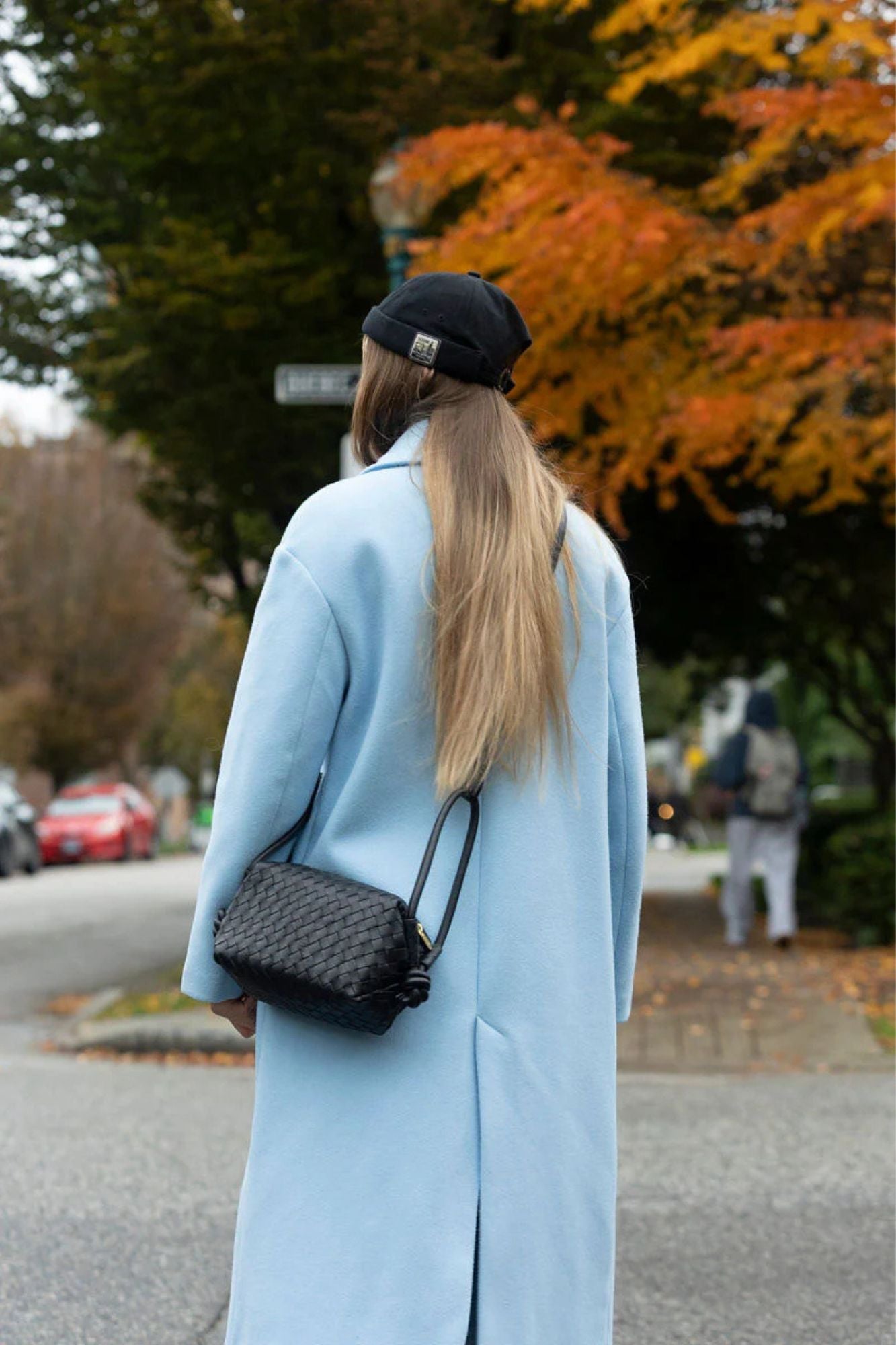 Ila Knot Crossbody Bag