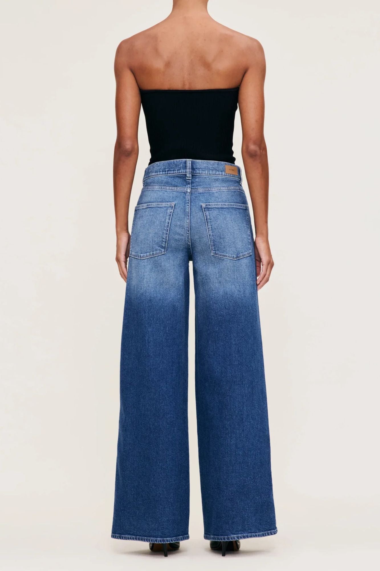 Hepburn Wide Leg Mid-Rise 32"