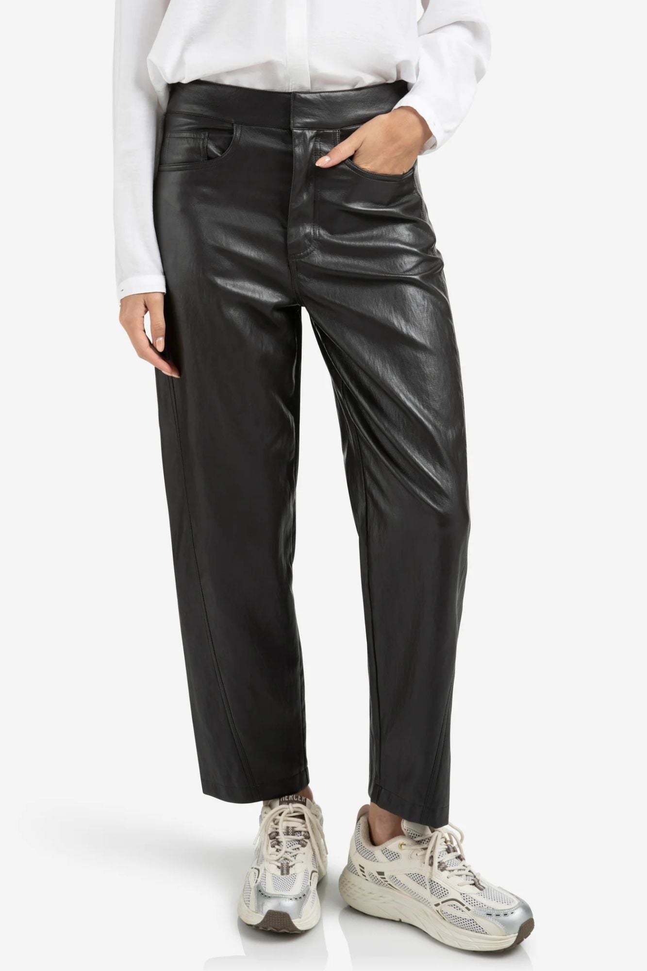 Faux Leather Carrot Fit Trouser