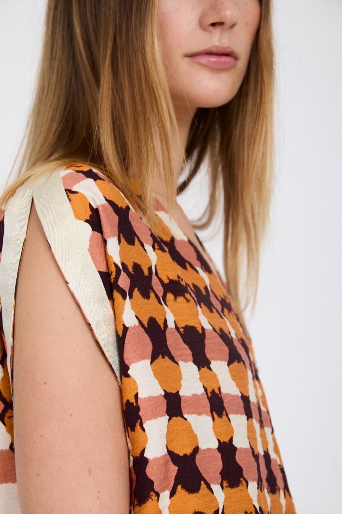 Blouse with Metallic Ribbon