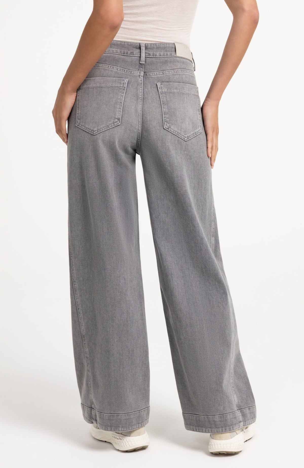 Denim Barrel Jeans With Seam