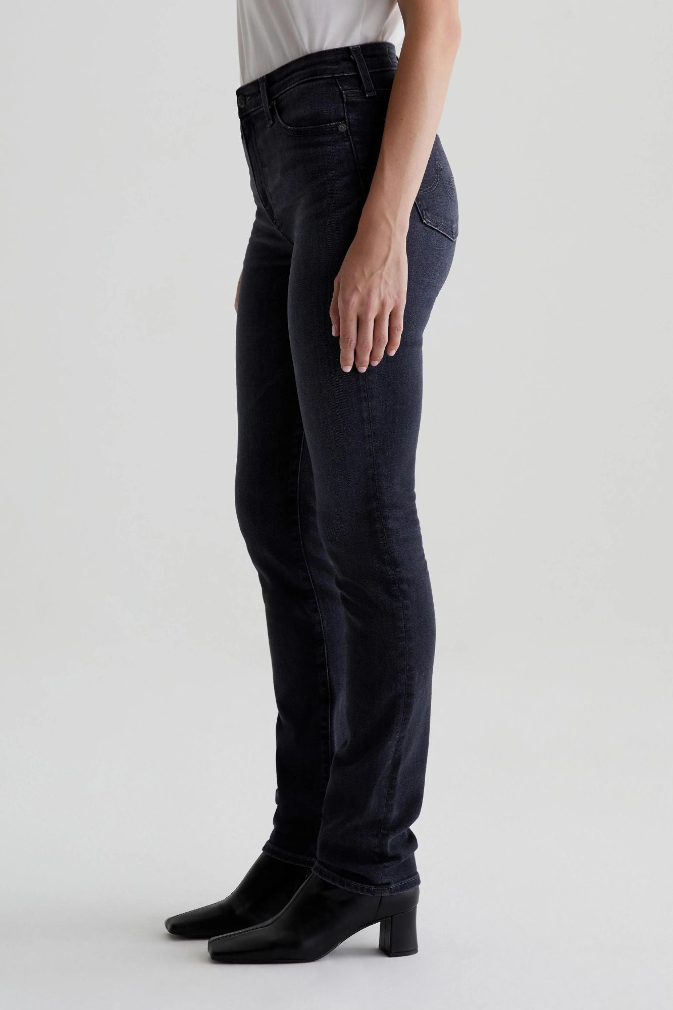 Mari Mid-Rise Slim Straight Extended